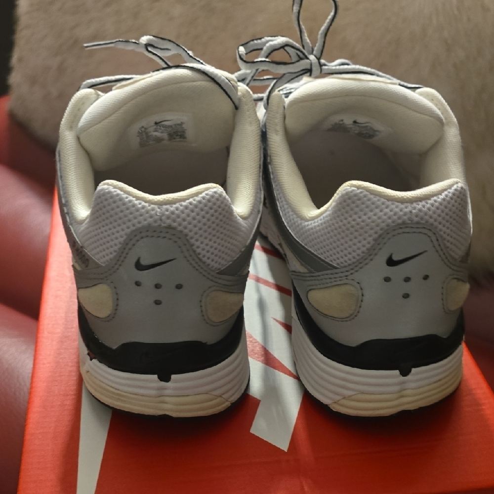 Nike P-6000 Black, Cream, Silver Sneakers, Sz 11.5 - Picture 3 of 9